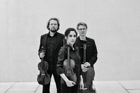 Trio Kontur
