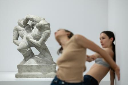 Anne Teresa De Keersmaeker, Rosas Y Nina Godderis and Synne Elve Enoksenn / Rudolf Belling Mensch (Kain und Abel), 1918 A production by Rosas. A work commissioned by the Ruhrtriennale in co-production with the Museum Folkwang. © VG Bild-Kunst, Bonn, 2024 Photo: Katja Illner / Ruhrtriennale