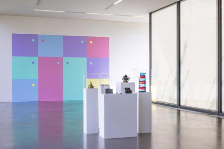 Installationsansicht Rafaël Rozendaal. Color, Code, Communication, Cabinet 29, 2022