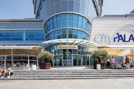CityPalais mit Mercatorhalle, Duisburg, Chapman Taylor, Fotografie von Detlef Podehl, 2020