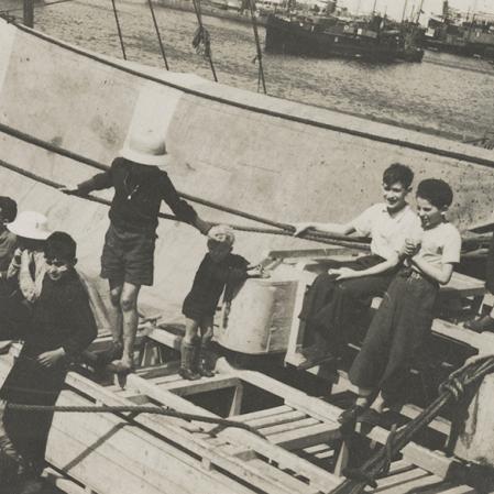 Germaine Krull, An Bord der Capitaine Paul Lemere, 1941 &copy; Nachlass Germaine Krull, Museum Folkwang, Essen